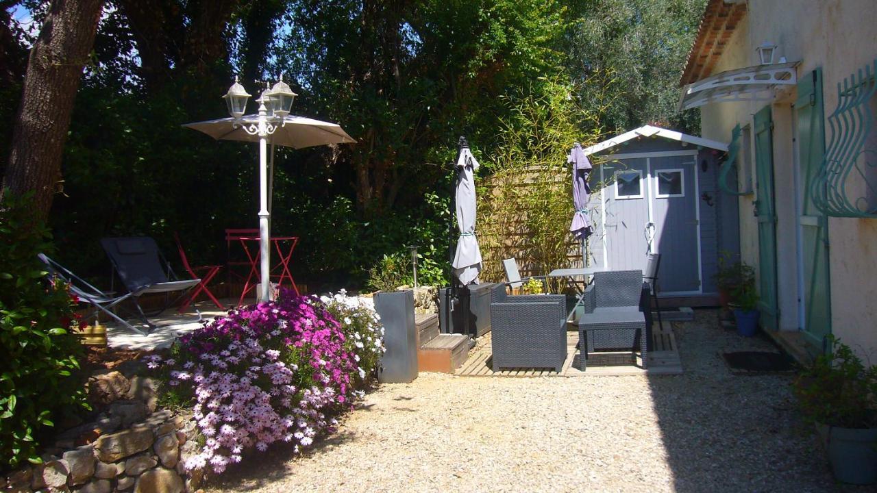 Les Chenes Verts Valbonne Exterior photo